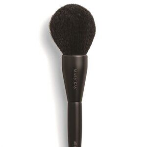 Mary Kay All Over Powder Brush. Brand New.